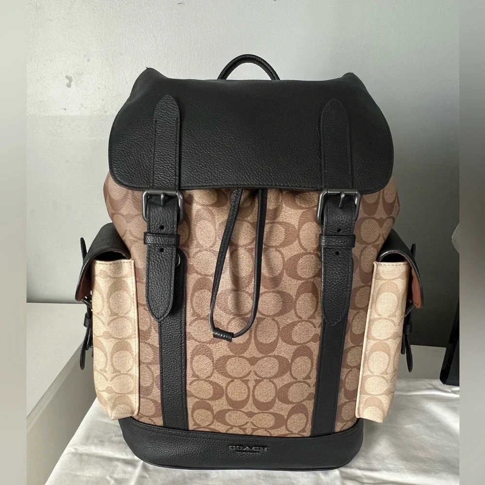 Coach Backpack In Blocked Signature Canvas And Smooth Leather